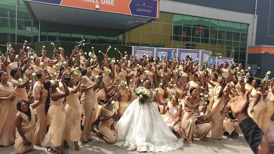 Sandra Ikeji breaks world record of over 200 bridesmaid at her wedding (Video)